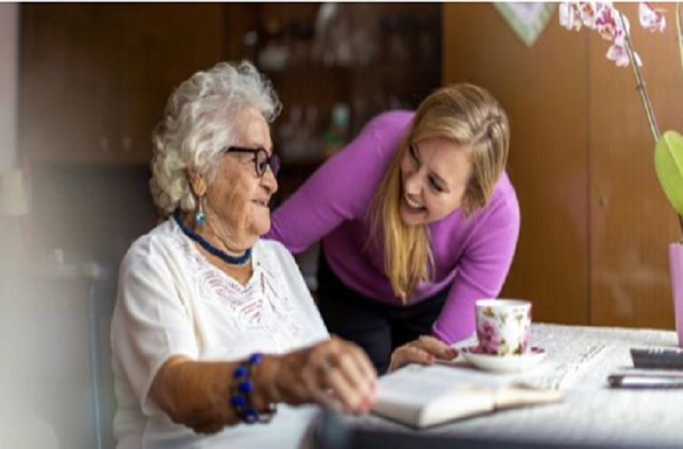 Cycle de webinaires à destination des professionnels de l'aide à domicile